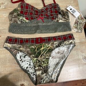 Realtree girl bra and panty set
